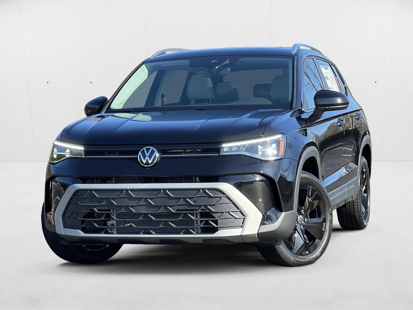 2025 Volkswagen Taos SE SUV