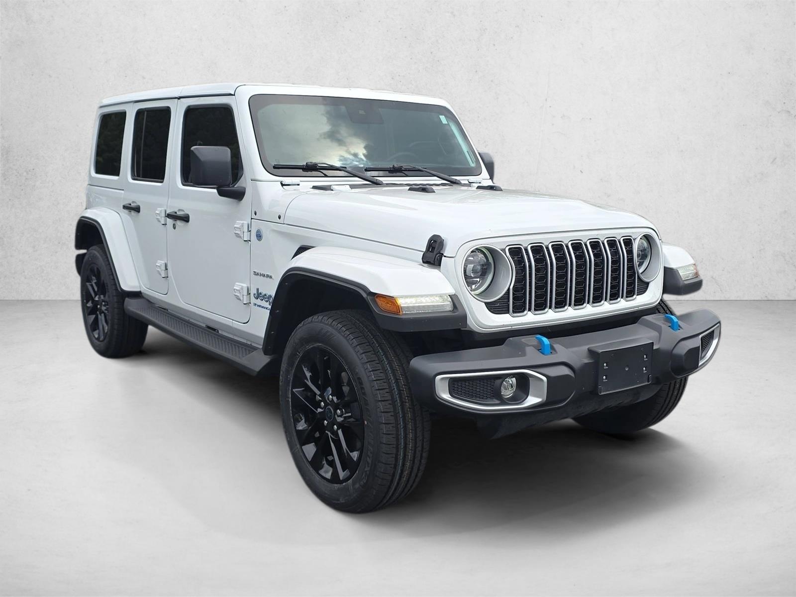 2024 Jeep Wrangler 4xe Sahara photo 3