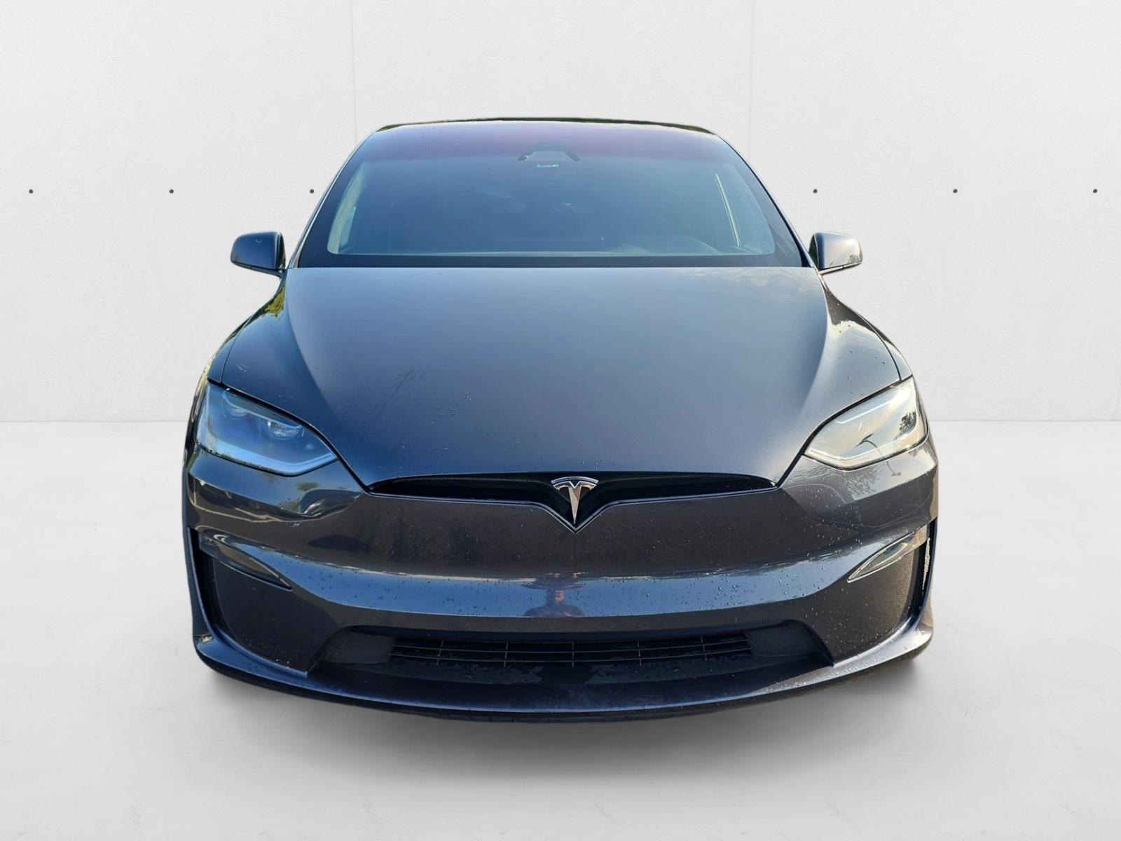 2023 Tesla Model X Standard Range photo 2