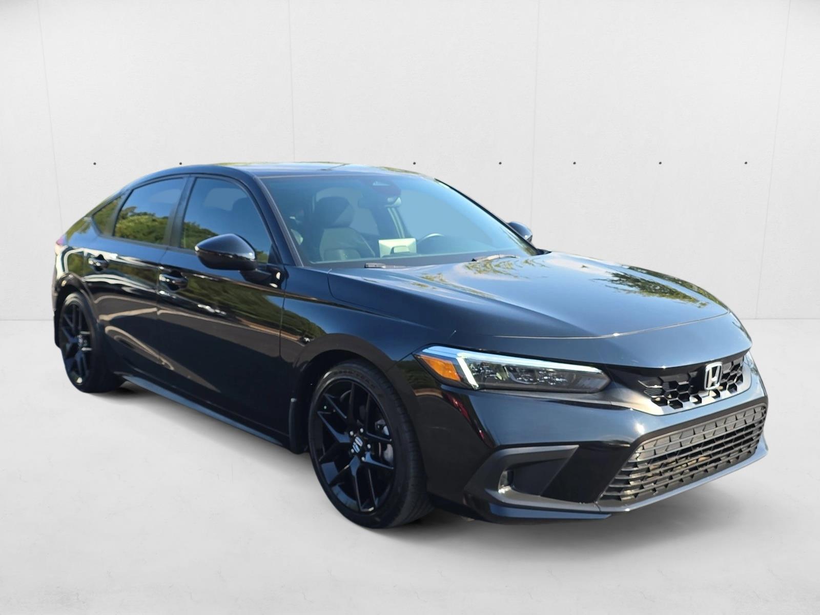 2023 Honda Civic Sport Hatchback photo 3