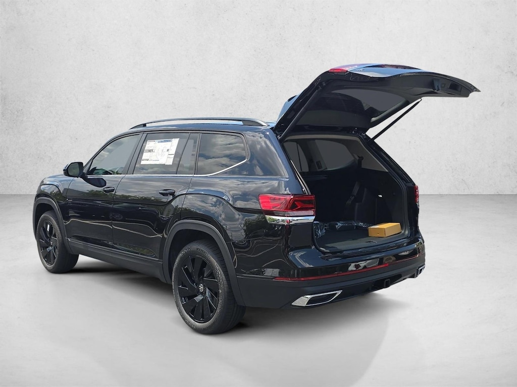 New 2026 Volkswagen Atlas SE w/Technology SUV