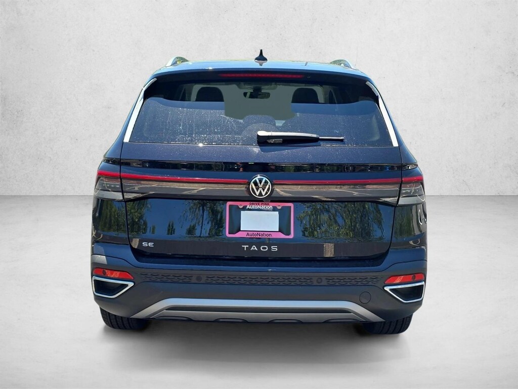 New 2026 Volkswagen Taos 1.5T SE SUV