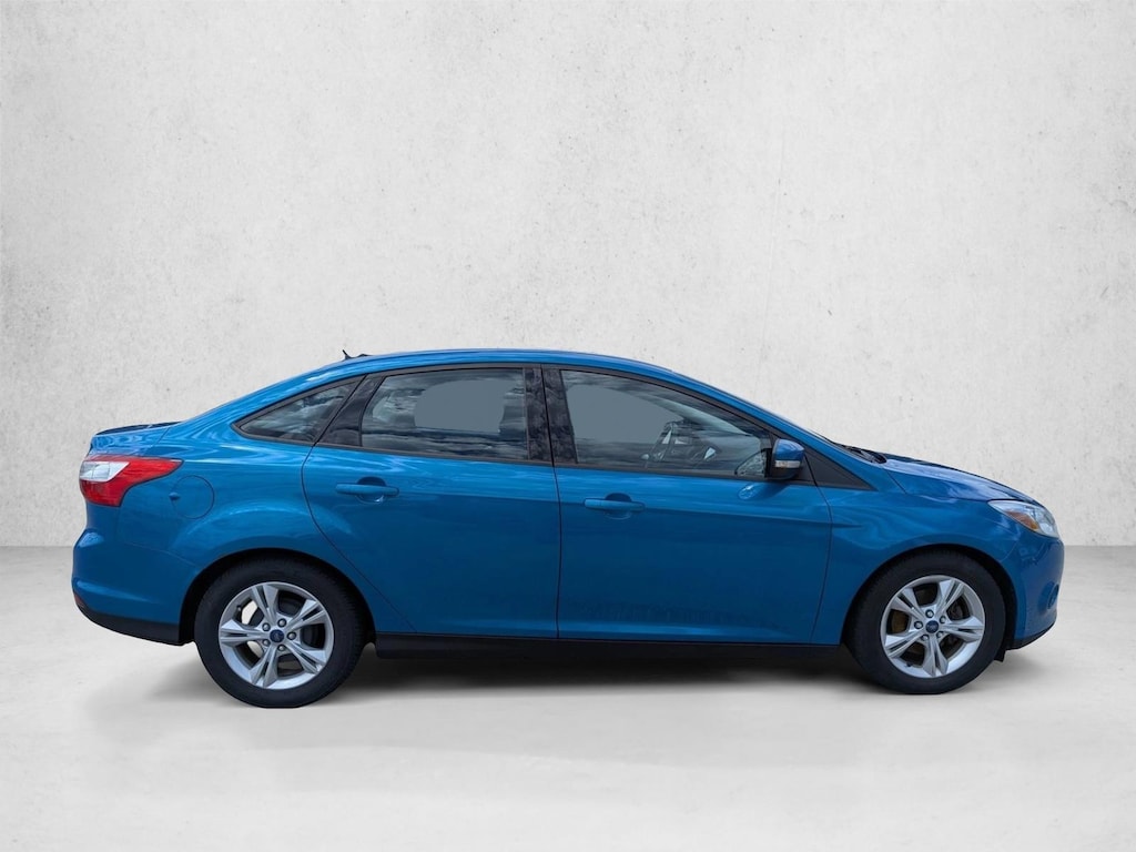 Used 2014 Ford Focus SE Sedan