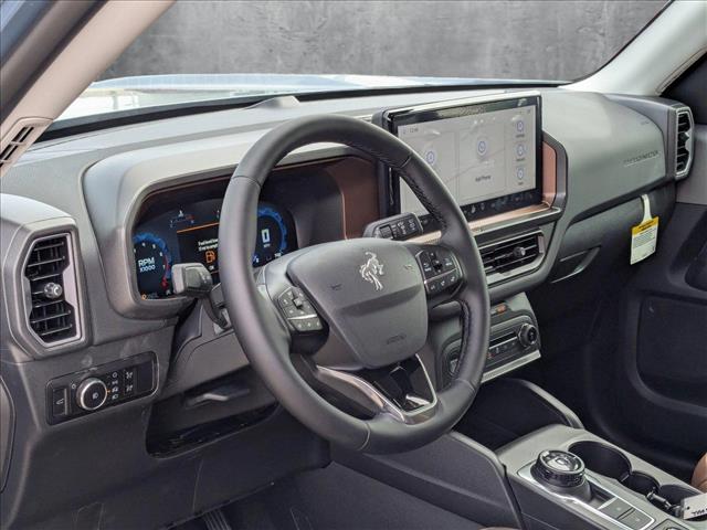 2025 Ford Bronco Sport Outer Banks photo 3