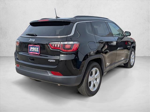 2019 Jeep Compass Latitude photo 4