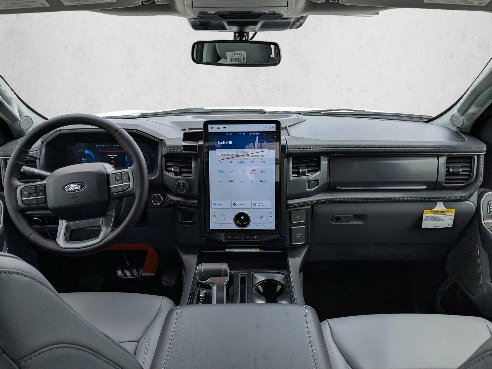 2025 Ford F-150 Lightning Flash - Photo 15