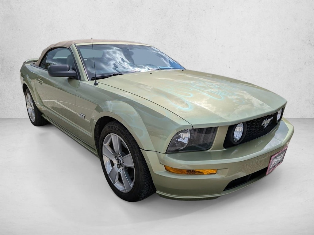 Used 2006 Ford Mustang GT Deluxe Convertible