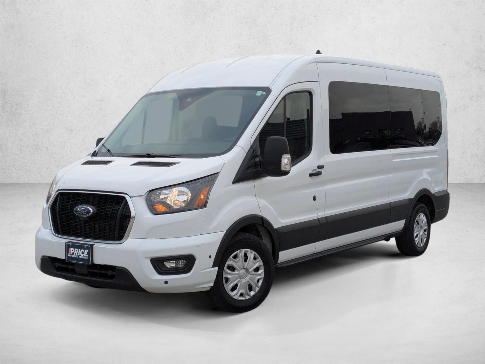 2025 Ford Transit Passenger Van XLT's photo