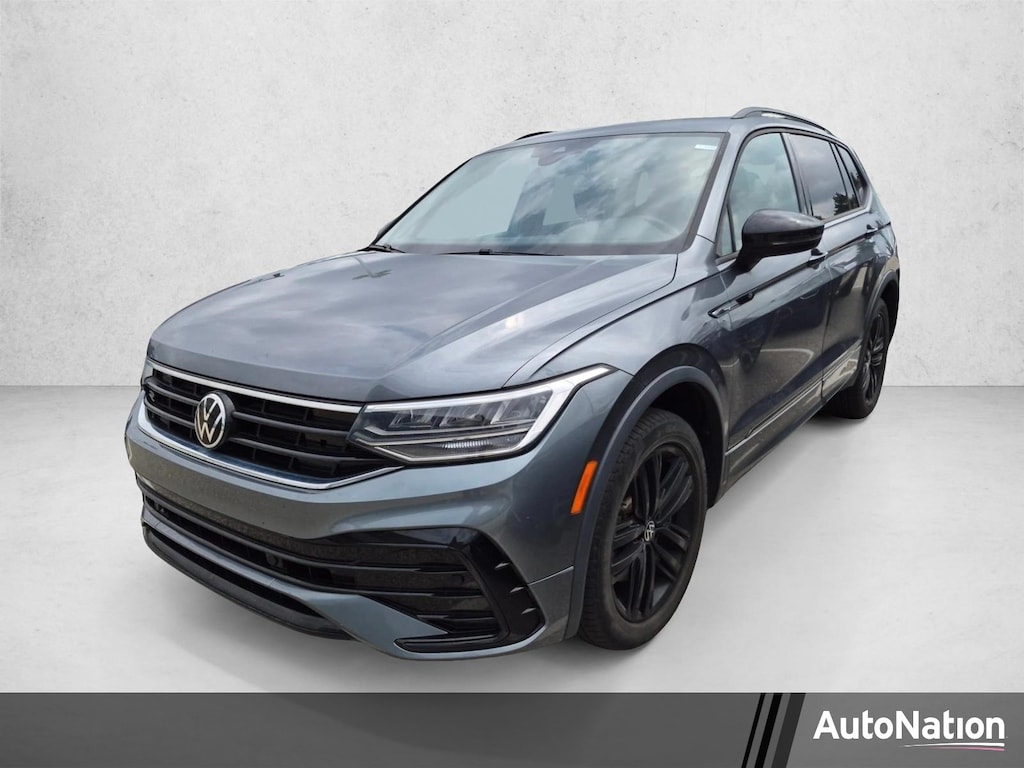 Certified 2022 Volkswagen Tiguan SE R-Line Black SUV