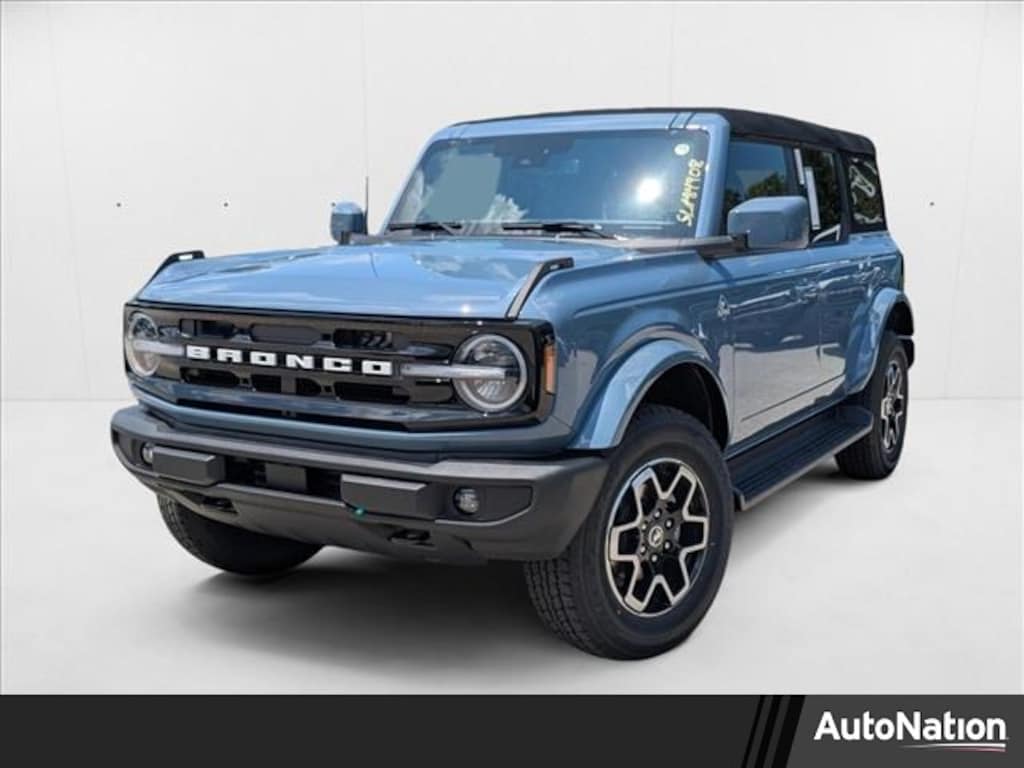 New 2025 Ford Bronco Outer Banks SUV