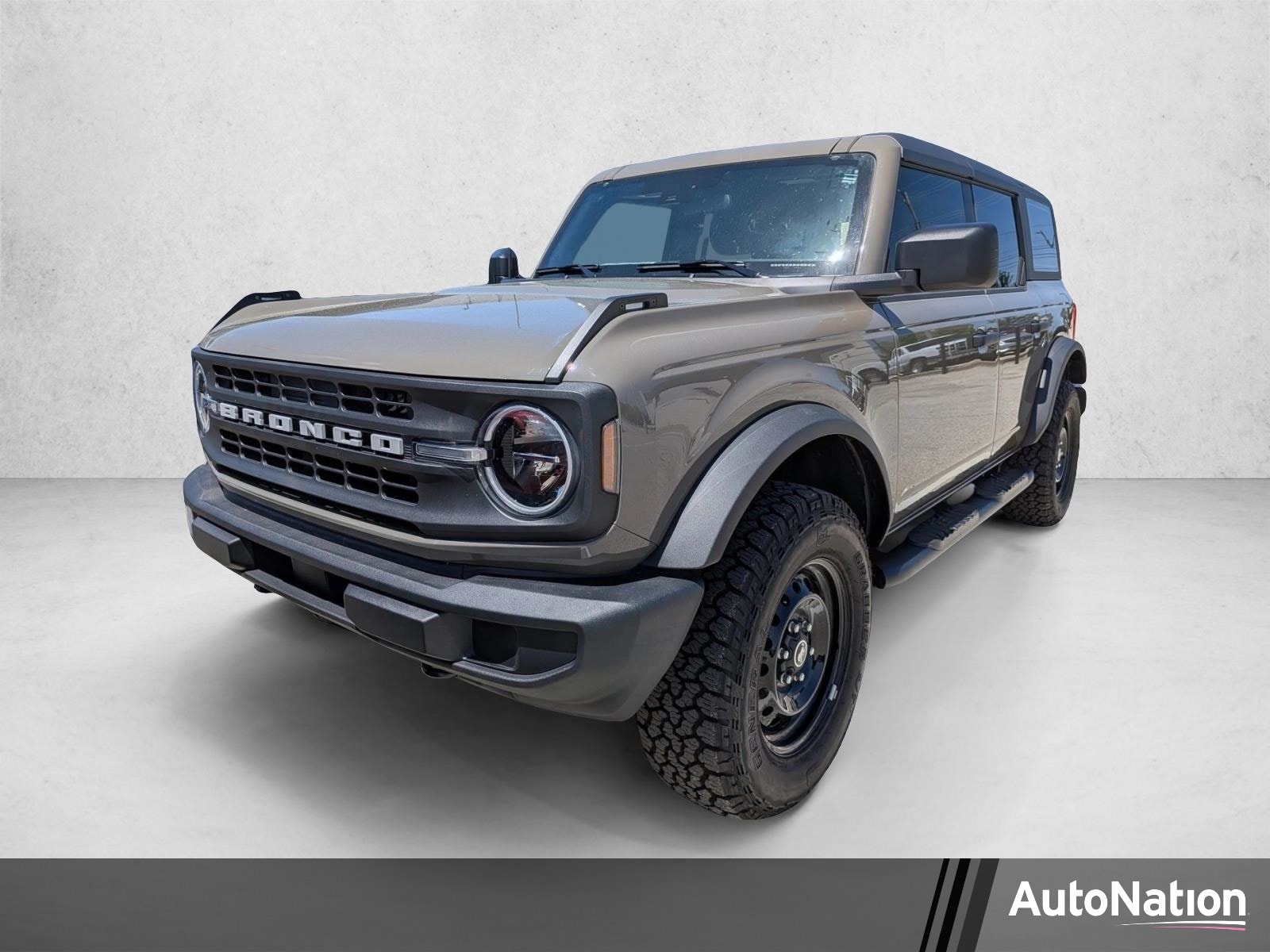 2025 Ford Bronco Base 4x4's photo