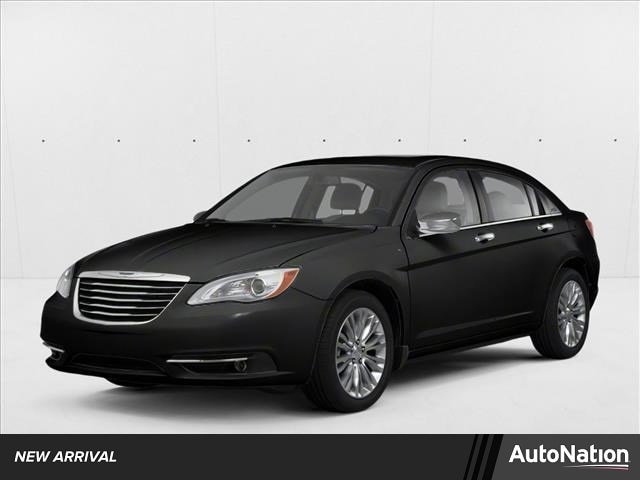 2013 Chrysler 200 Limited's photo