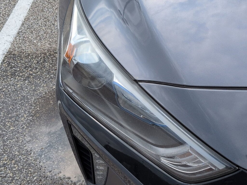 Used 2017 Hyundai Ioniq Hybrid SEL Hatchback