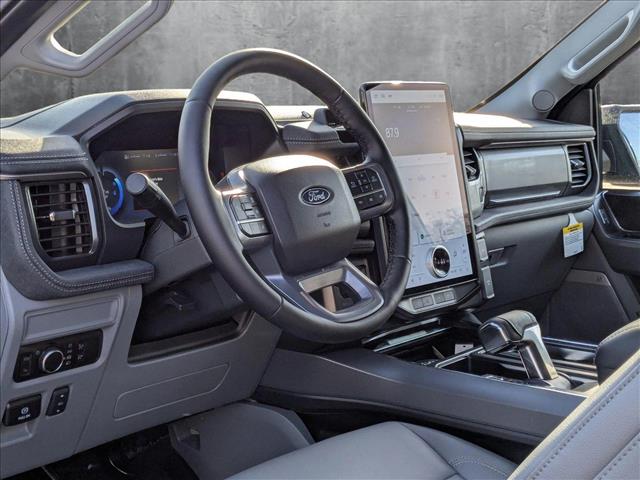 2025 Ford F-150 Lightning photo 3