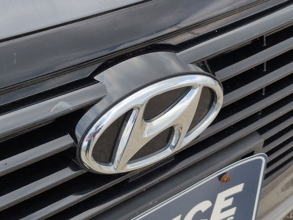 Used 2017 Hyundai Ioniq Hybrid SEL Hatchback