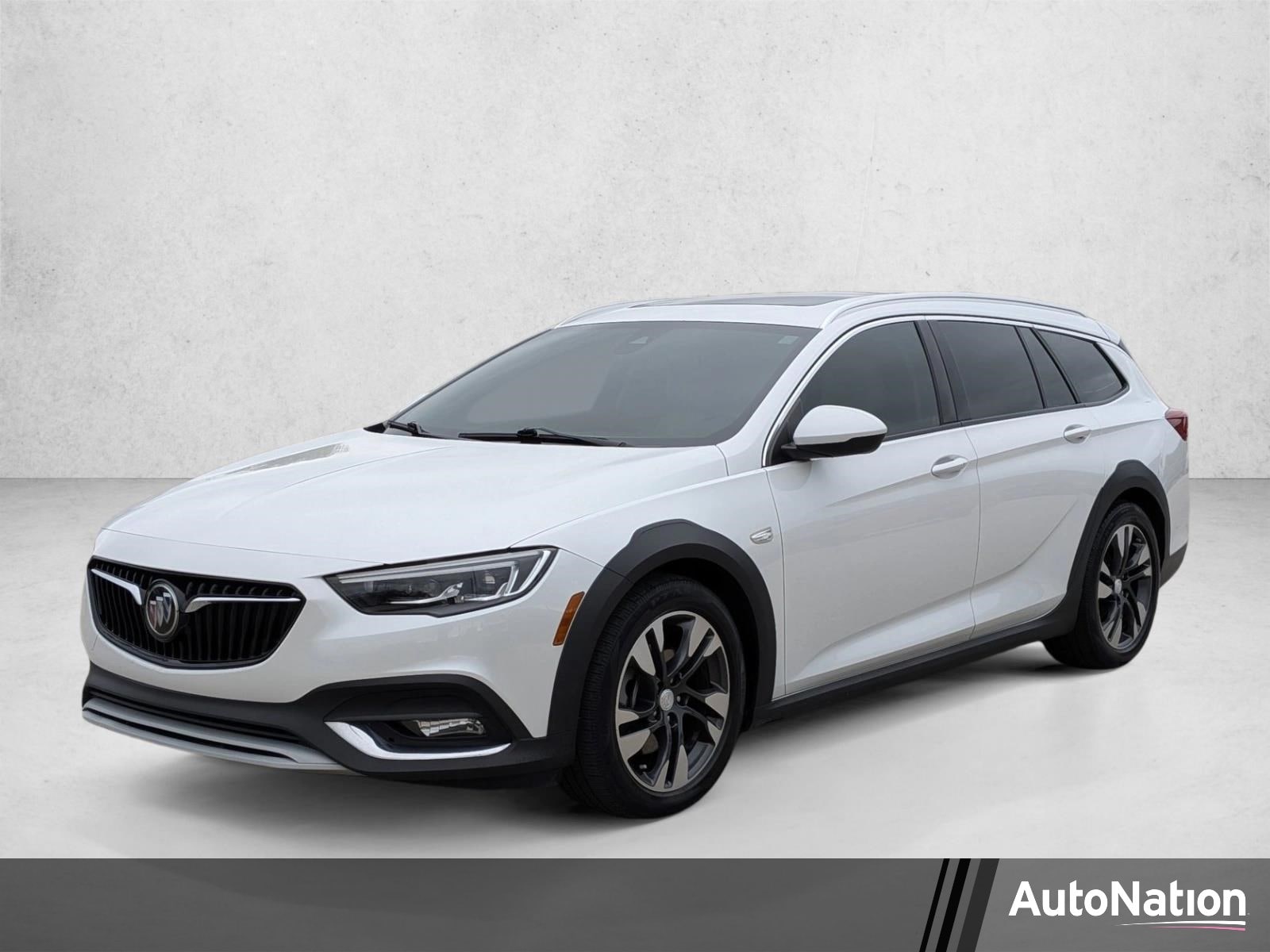 2019 Buick Regal Essence AWD's photo