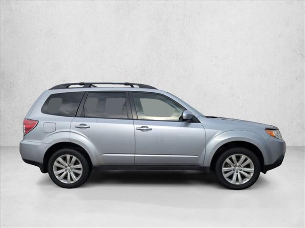 Used 2013 Subaru Forester 2.5X Premium SUV