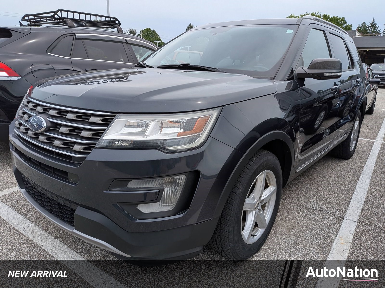 2017 Ford Explorer XLT 4WD's photo