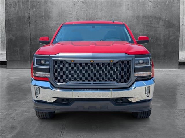 Used 2018 Chevrolet Silverado 1500 LT with VIN 1GCVKREC8JZ308330 for sale in Westlake, OH