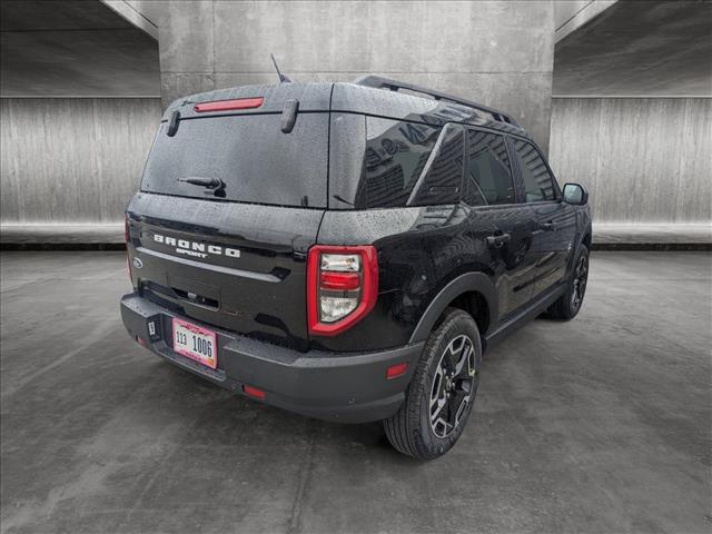 2024 Ford Bronco Sport Outer Banks photo 2