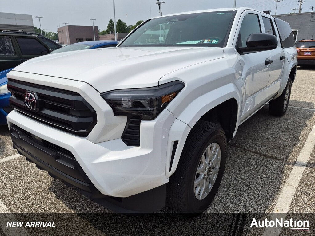 Certified 2025 Toyota Tacoma SR Truck Double Cab