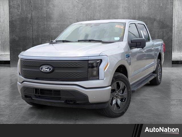 2025 Ford F-150 Lightning Flash's photo
