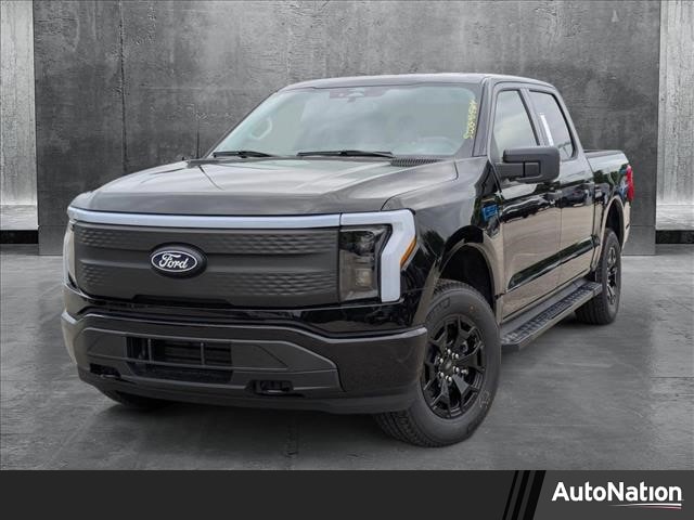 2025 Ford F-150 Lightning XLT's photo