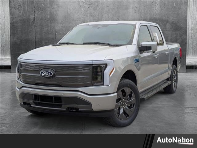 2025 Ford F-150 Lightning Lariat's photo