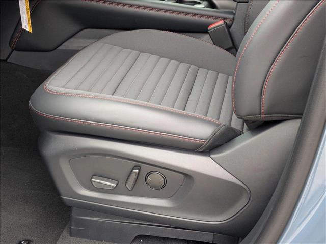 2025 Ford Explorer ST-Line photo 3