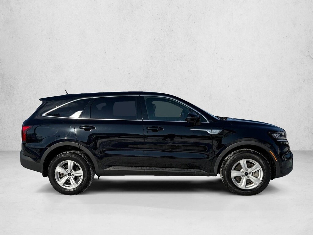 Used 2023 Kia Sorento LX SUV