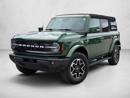 2023 Ford Bronco Outer Banks SUV