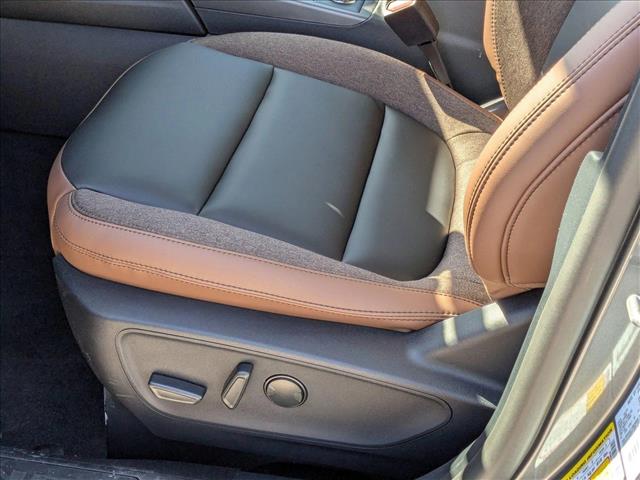 2025 Ford Bronco Sport Outer Banks photo 4