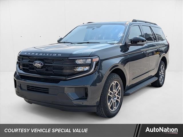 2025 Ford Expedition Active's photo