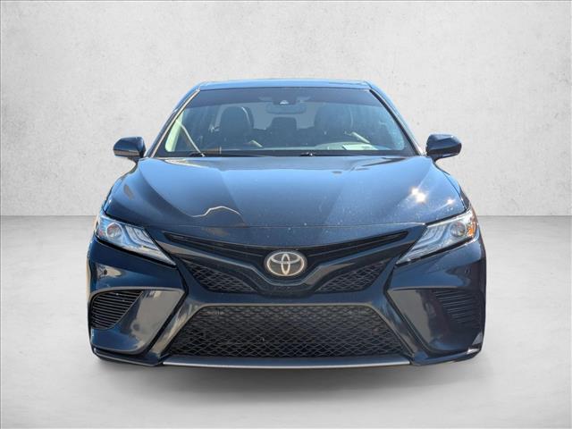 2018 Toyota Camry XSE photo 2