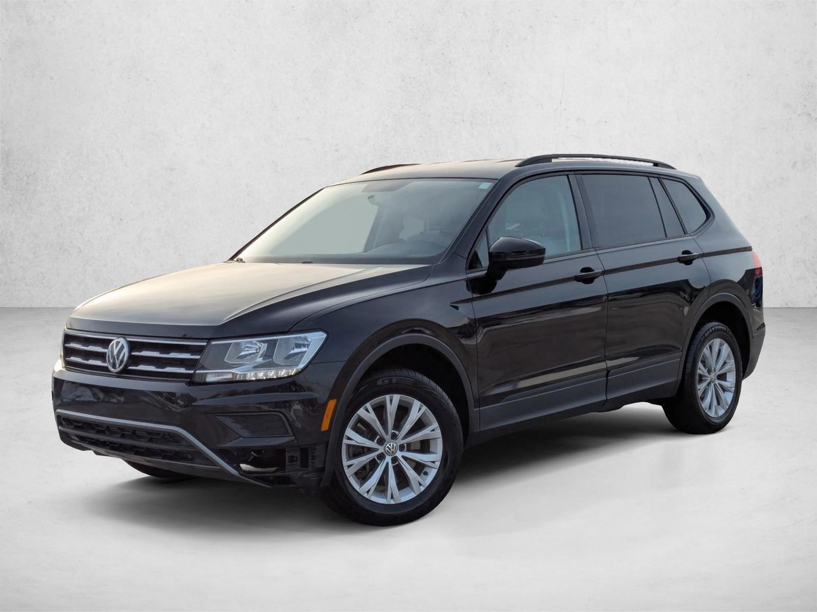 2020 Volkswagen Tiguan S's photo