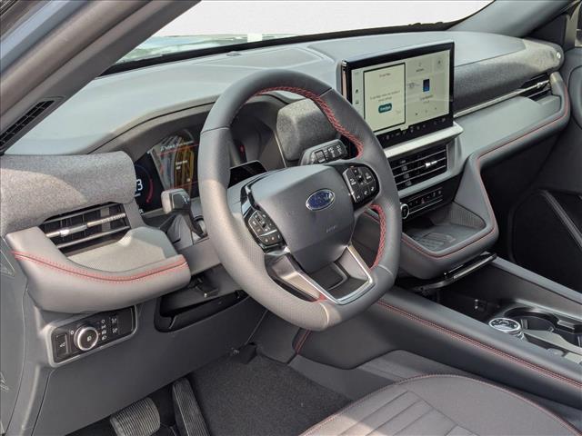 2025 Ford Explorer ST-Line photo 2