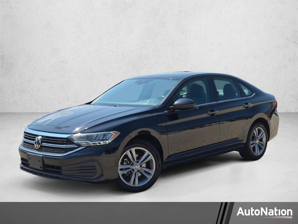 Used 2024 Volkswagen Jetta SE Sedan