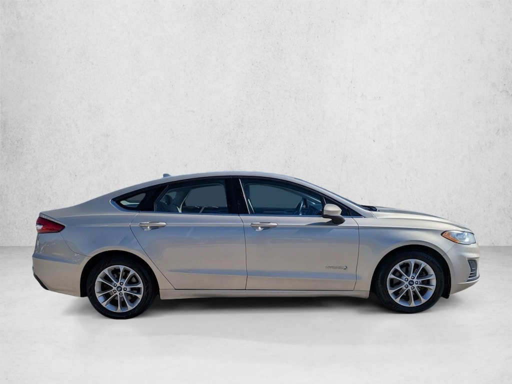 Certified 2019 Ford Fusion Hybrid SE Sedan