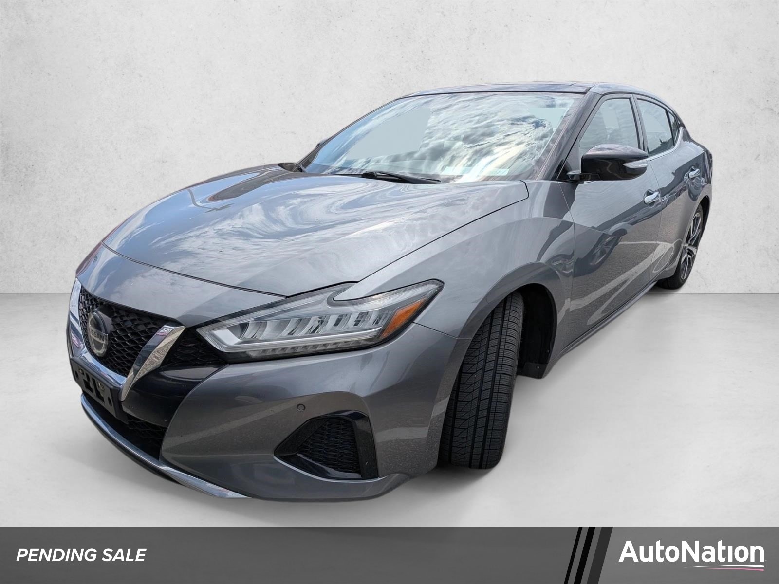 2019 Nissan Maxima SL's photo