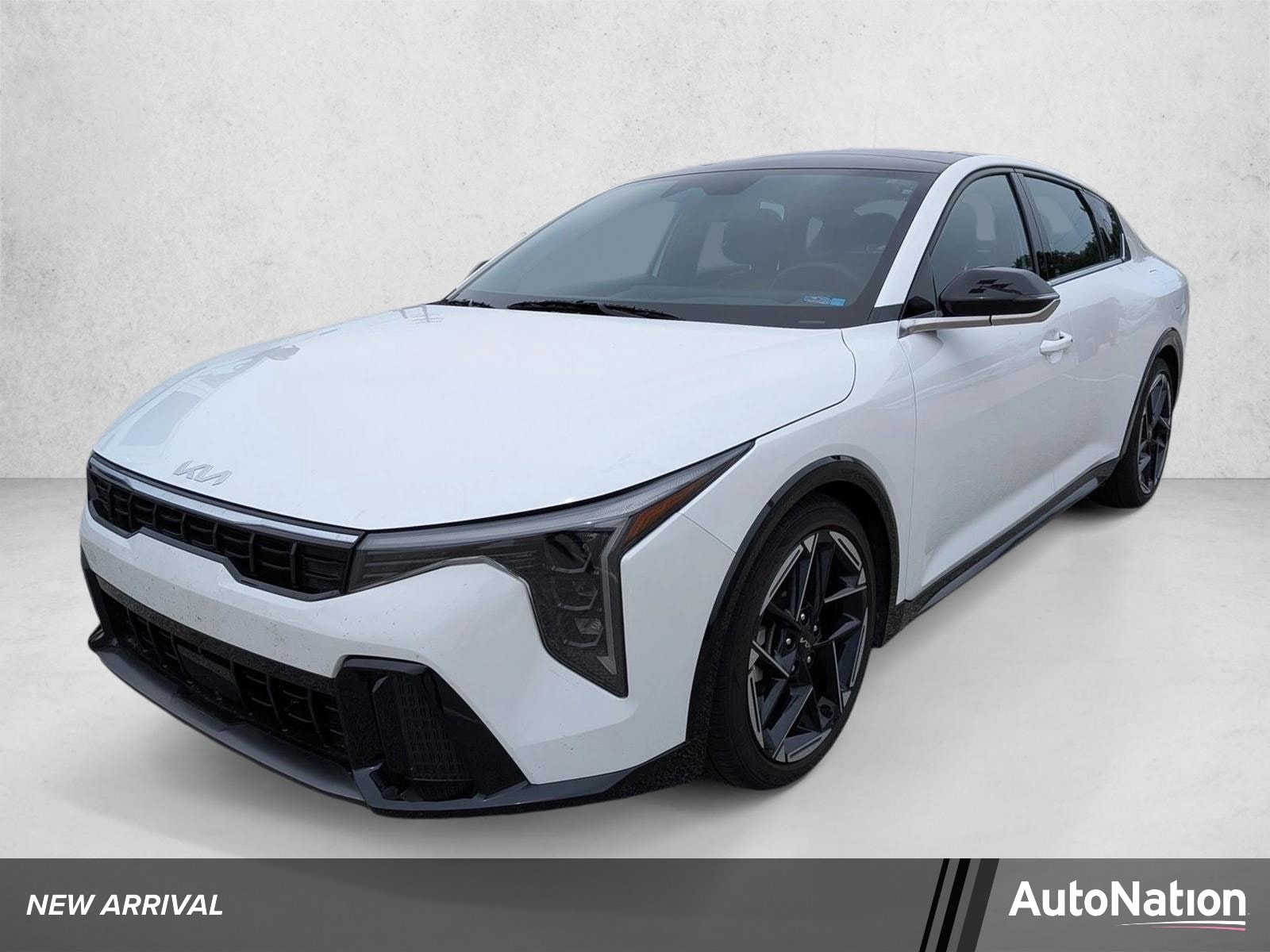 2025 Kia K4 GT-Line AT's photo