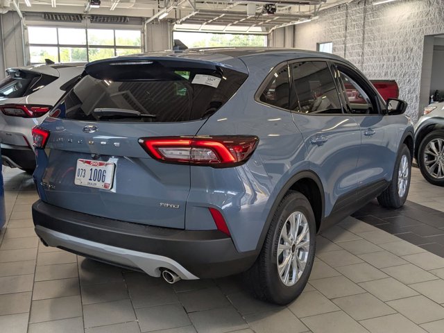 2025 Ford Escape Active photo 2