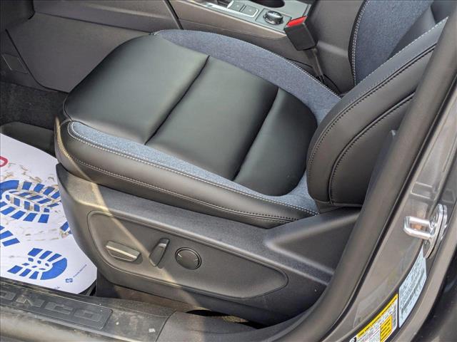 2025 Ford Bronco Sport Outer Banks photo 4