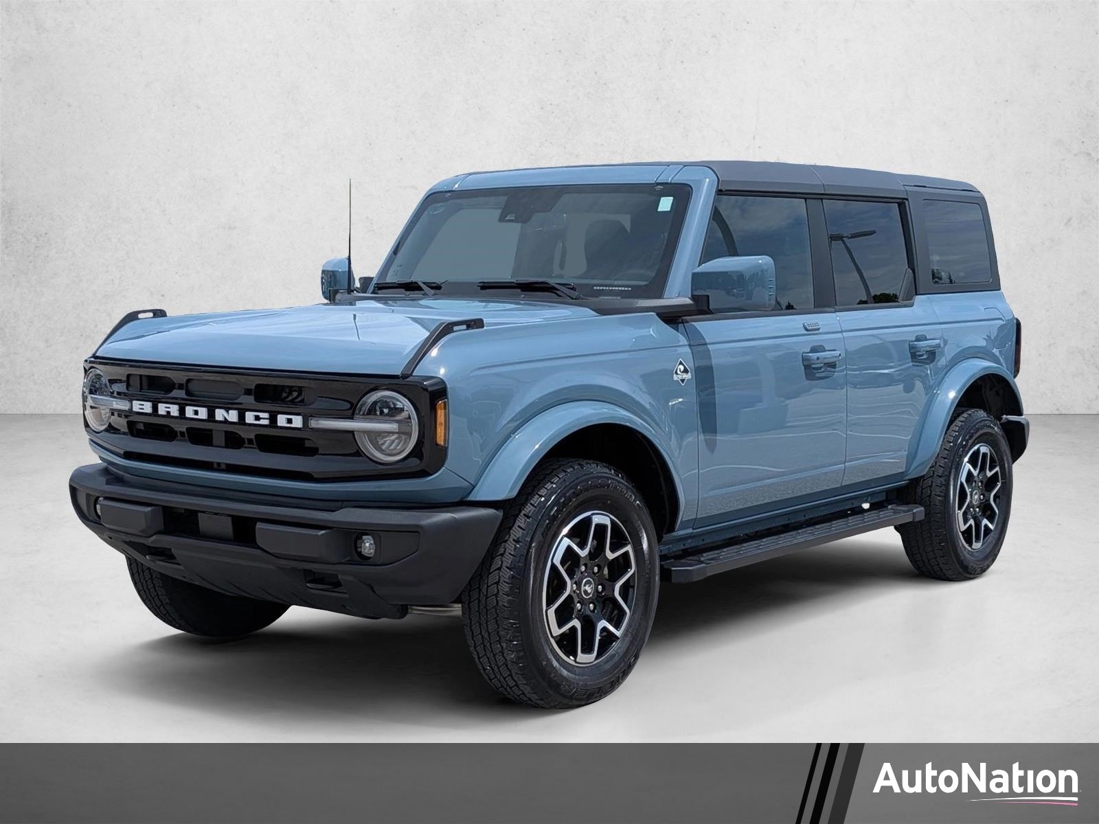 2023 Ford Bronco Outer Banks 4x4's photo