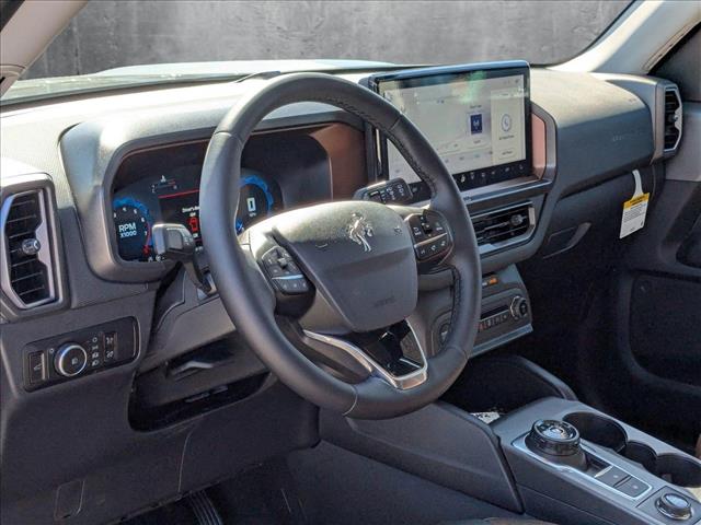 2025 Ford Bronco Sport Outer Banks photo 3