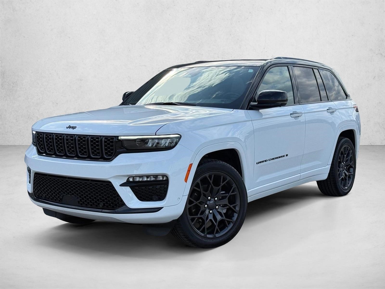 2025 Jeep Grand Cherokee Summit Reserve's photo