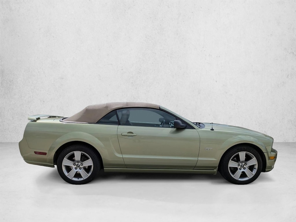Used 2006 Ford Mustang GT Deluxe Convertible