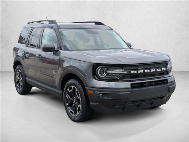 2021 Ford Bronco Sport Outer Banks photo 3