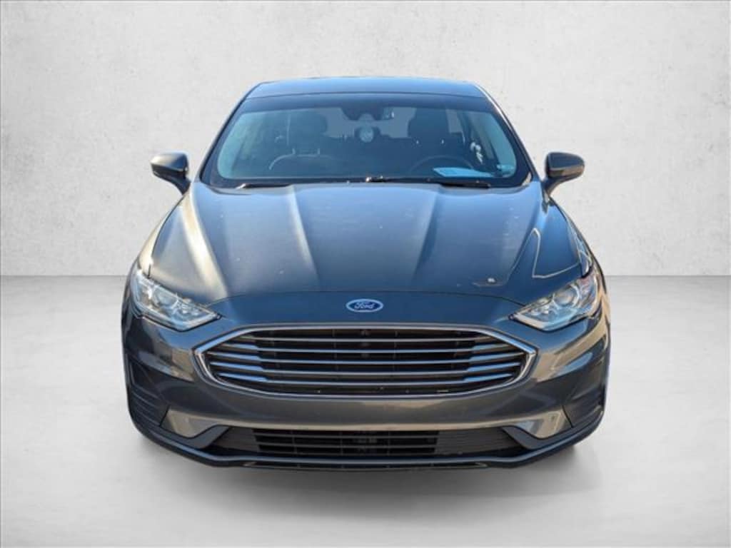 Used 2020 Ford Fusion SE Sedan