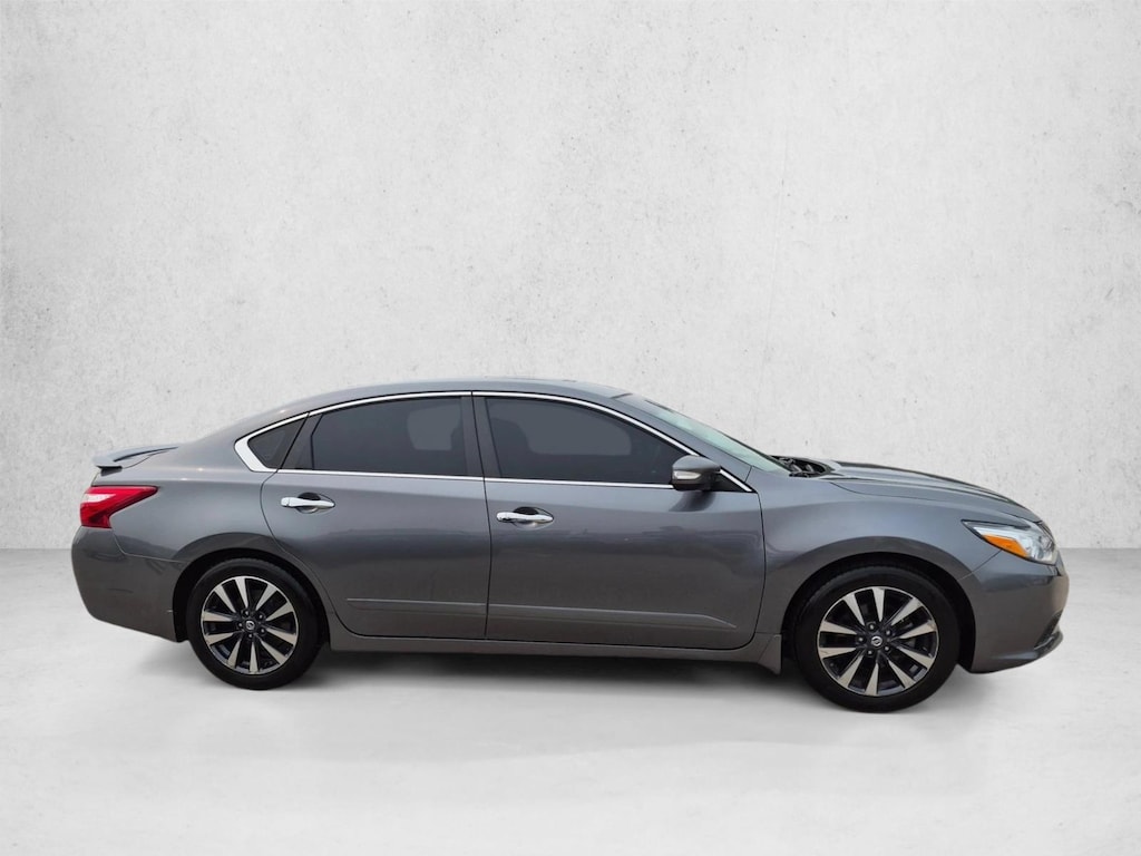 Used 2016 Nissan Altima 2.5 SL Sedan