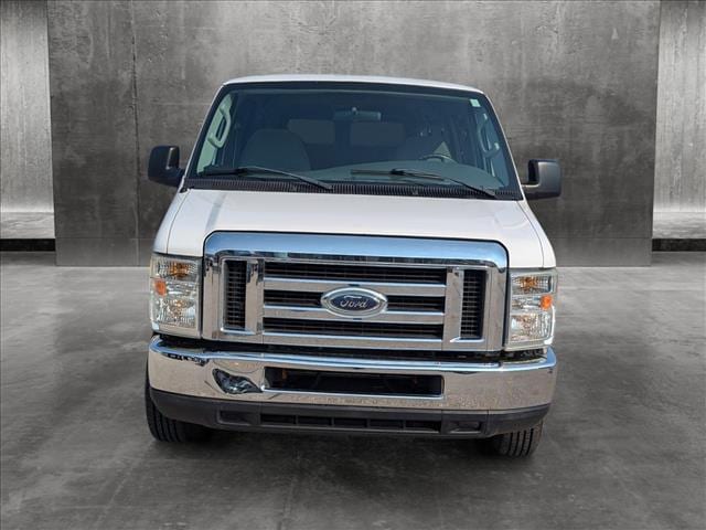 Used 2008 Ford E-Series Econoline Wagon XLT with VIN 1FBNE31L48DB42247 for sale in Westlake, OH